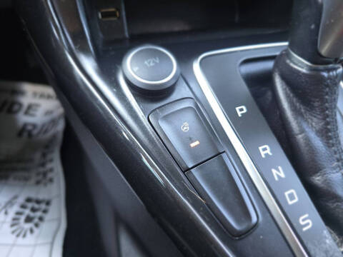 2017 Ford Focus Titanium