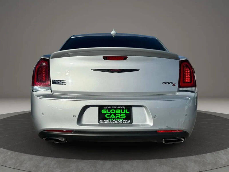 2021 Chrysler 300 S V8
