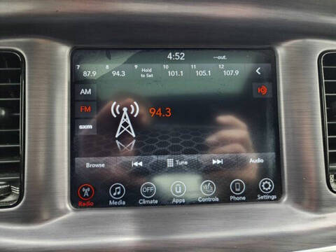 2017 Dodge Charger SXT