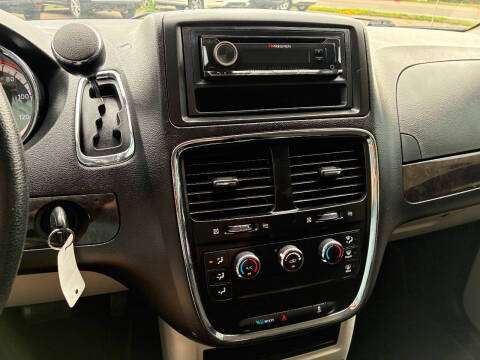 2016 Dodge Grand Caravan American Value Package