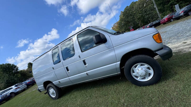 2007 Ford Econoline Van Commercial photo 5