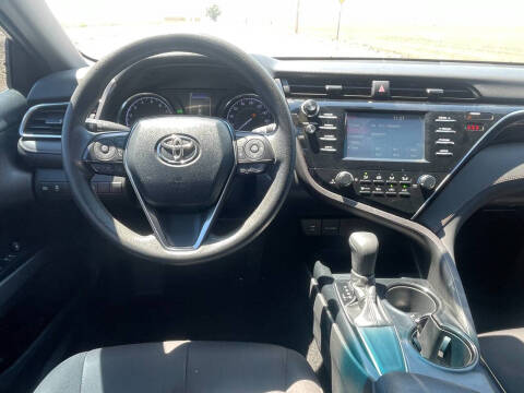 2018 Toyota Camry LE