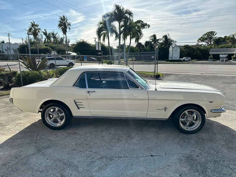 1966 Ford Mustang
