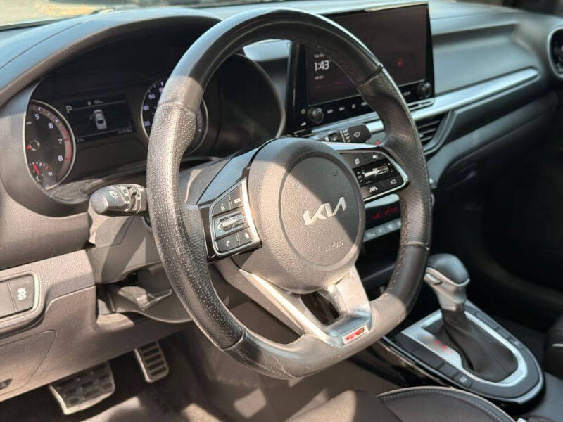 2022 Kia Forte GT Line