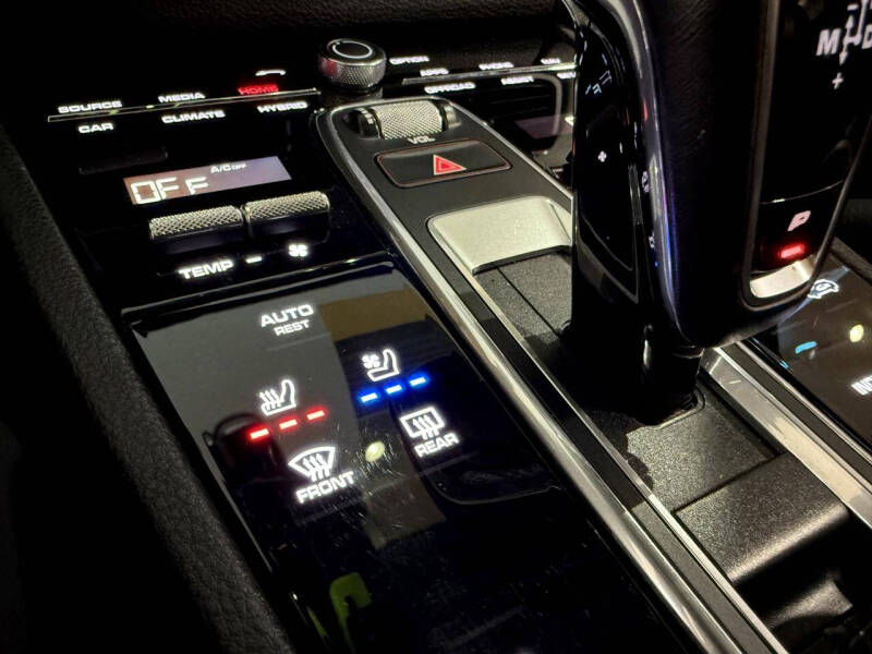 2021 Porsche Cayenne E-Hybrid