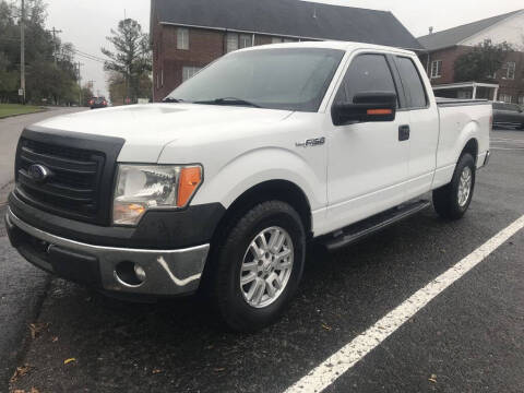 2013 Ford F-150 for sale at DEALS ON WHEELS in Moulton AL