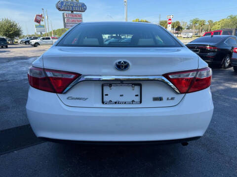 2017 Toyota Camry Hybrid