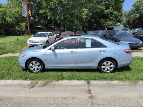 2009 Toyota Camry for sale at D and D Auto Sales in Topeka KS