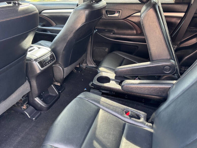 2017 Toyota Highlander XLE