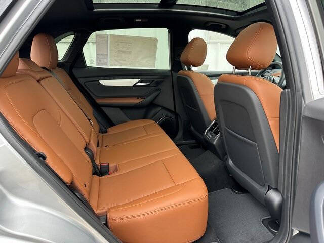 2025 VinFast VF8 Plus