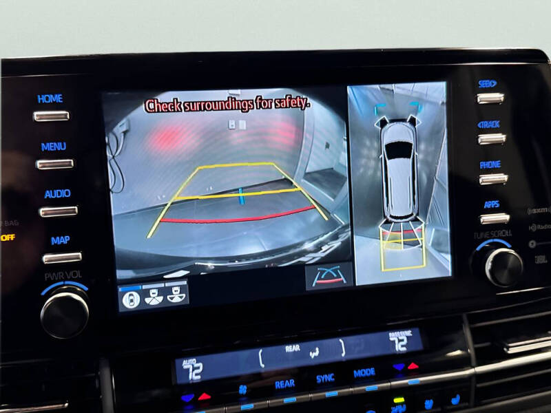 2023 Toyota Sienna Platinum 7-Passenger