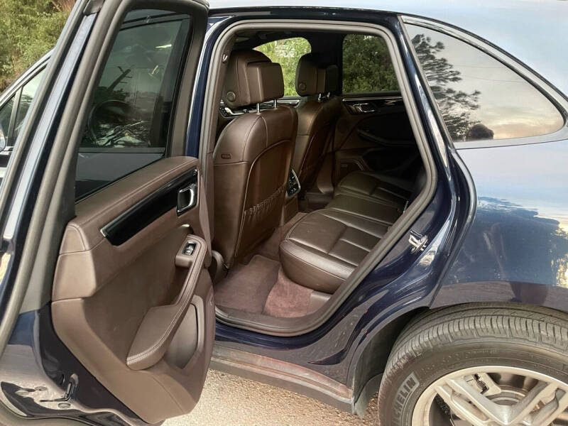 2015 Porsche Macan S