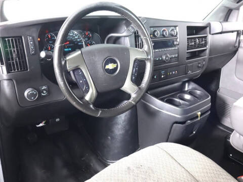2019 Chevrolet Express 2500