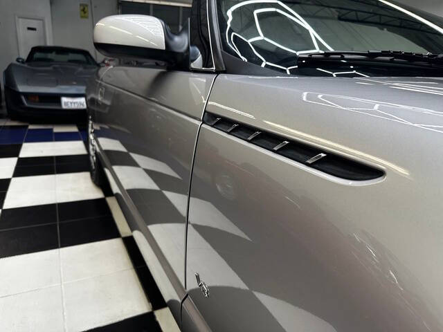 2004 Ford Thunderbird Deluxe