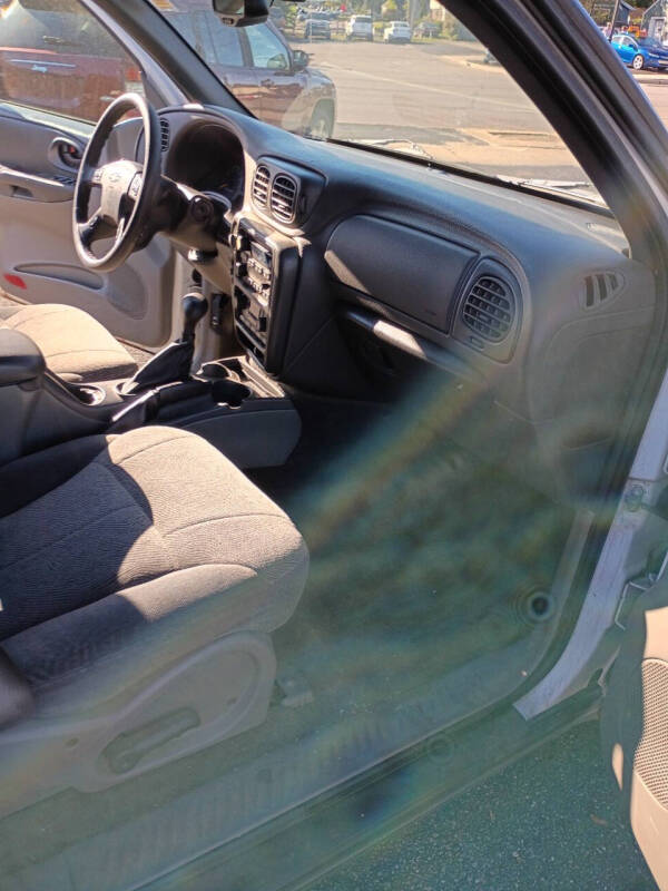 2004 Chevrolet TrailBlazer LS