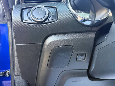 2015 Ford Mustang V6