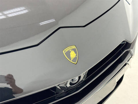 2024 Lamborghini Urus S