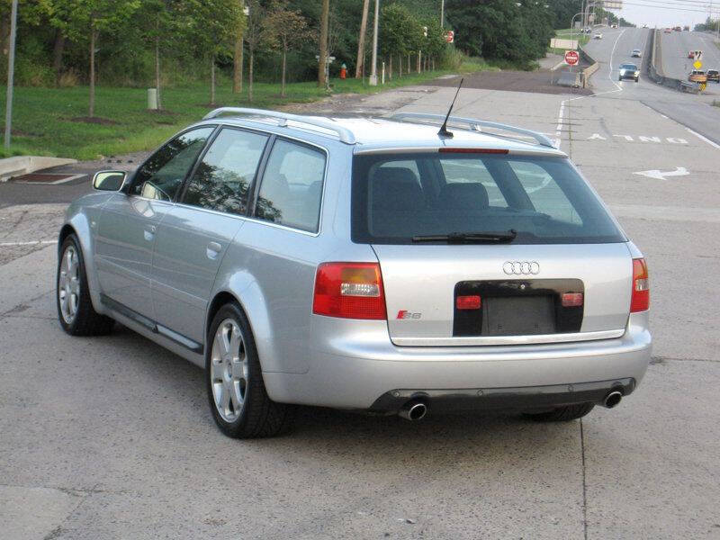 2003 Audi S6 Avant quattro