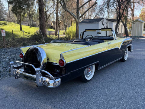 1955 Ford Sunliner