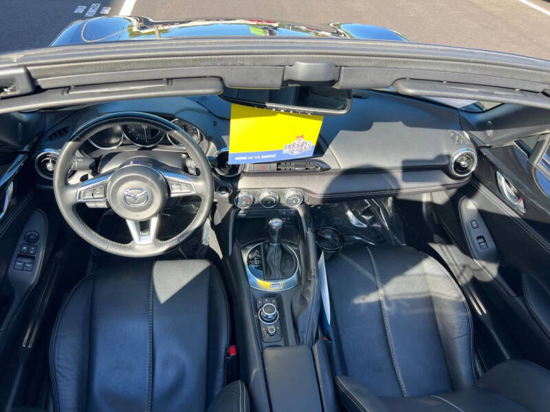 2023 Mazda MX-5 Miata RF Grand Touring