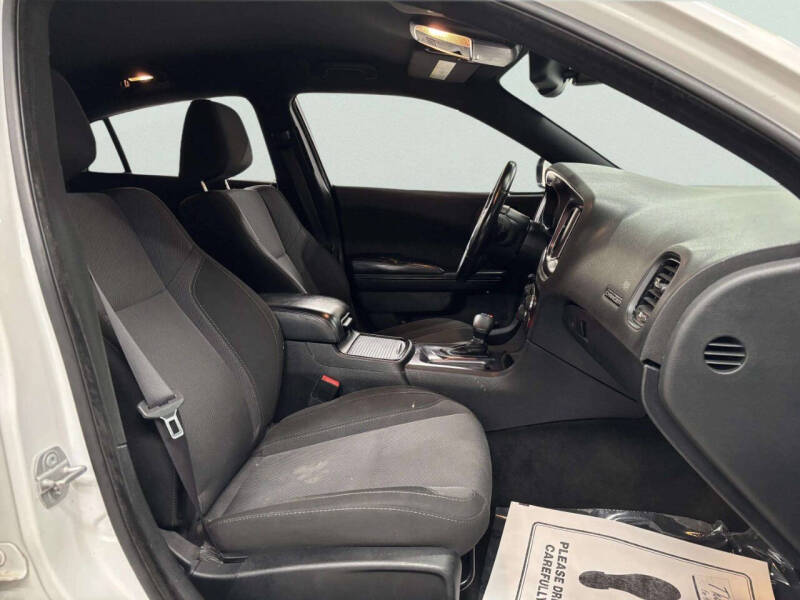 2016 Dodge Charger SXT