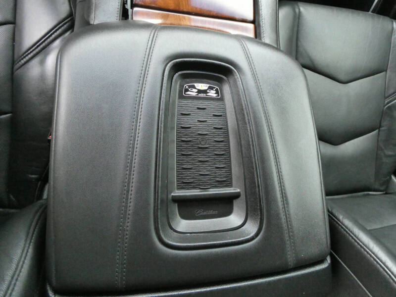 2015 Cadillac Escalade ESV Luxury