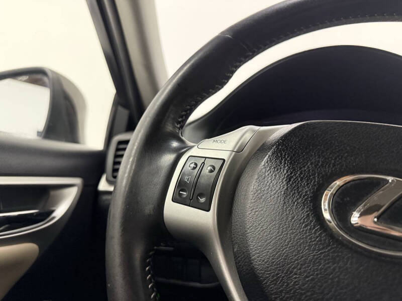 2013 Lexus CT 200h