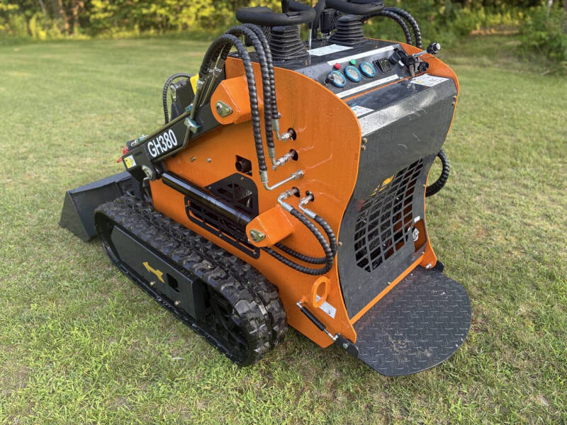 2026 Skid steer Gh380