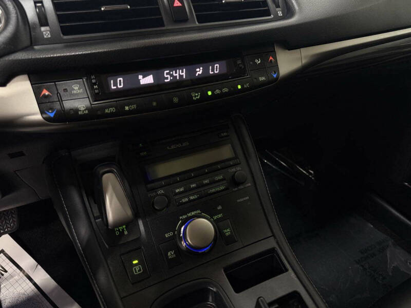 2014 Lexus CT 200h
