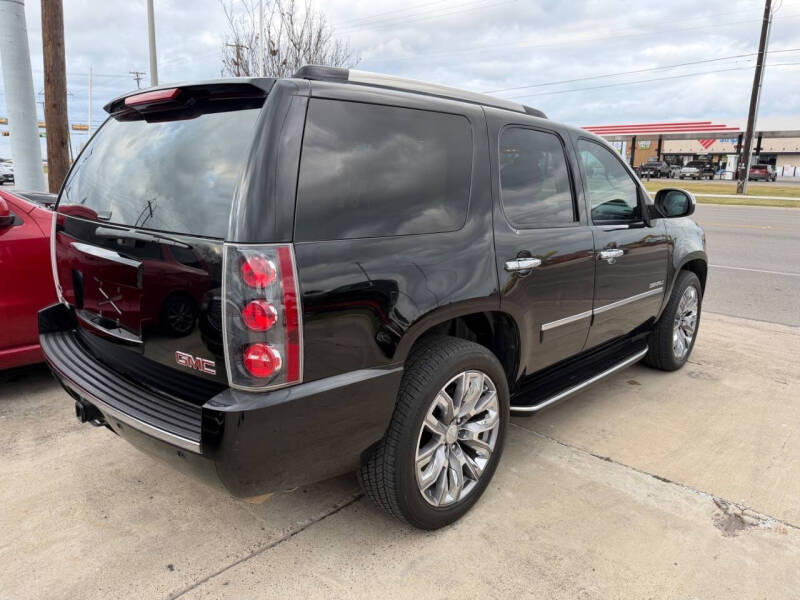 2011 GMC Yukon Denali