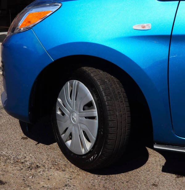 2024 Mitsubishi Mirage ES
