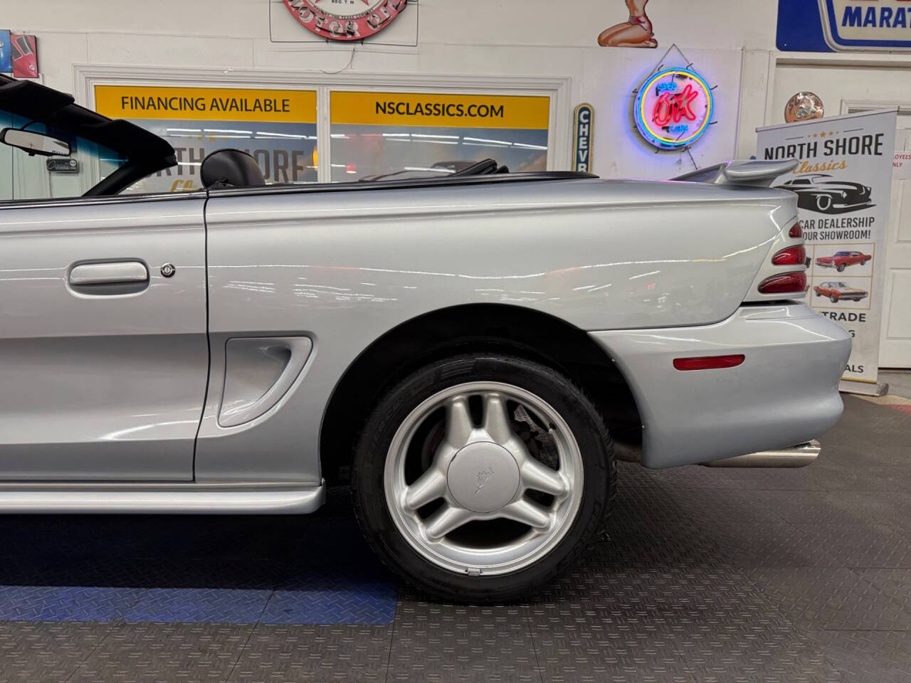 1994 Ford Mustang 21