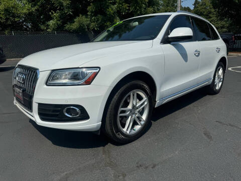 2015 Audi Q5 for sale at LULAY'S CAR CONNECTION in Salem OR