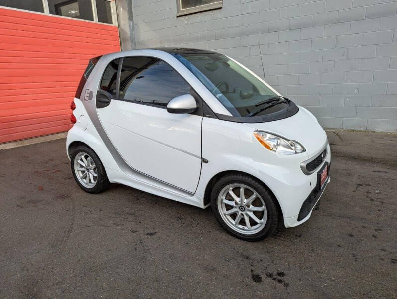 2015 Smart fortwo electric drive for sale at Paramount Motors NW in Seattle WA