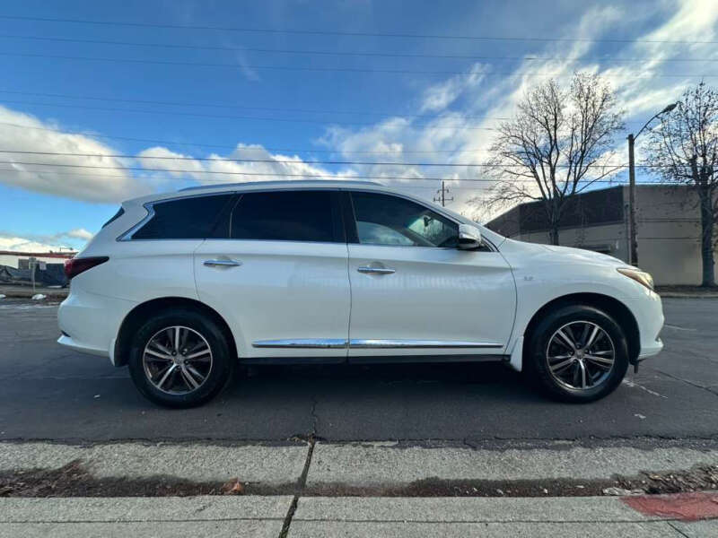 2016 Infiniti QX60