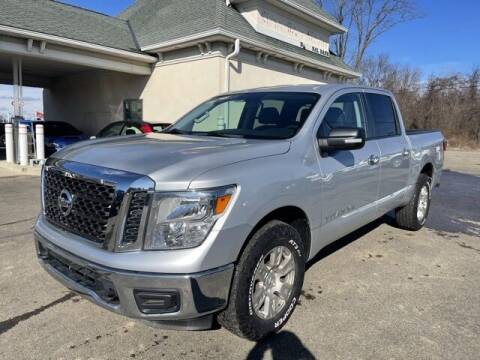 2018 Nissan Titan for sale at INSTANT AUTO SALES in Lancaster OH