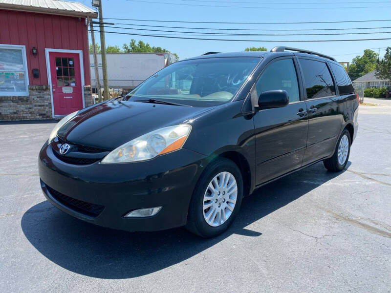 2010 Toyota Sienna XLE