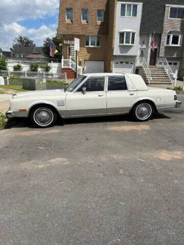 1983 Chrysler Fifth Avenue