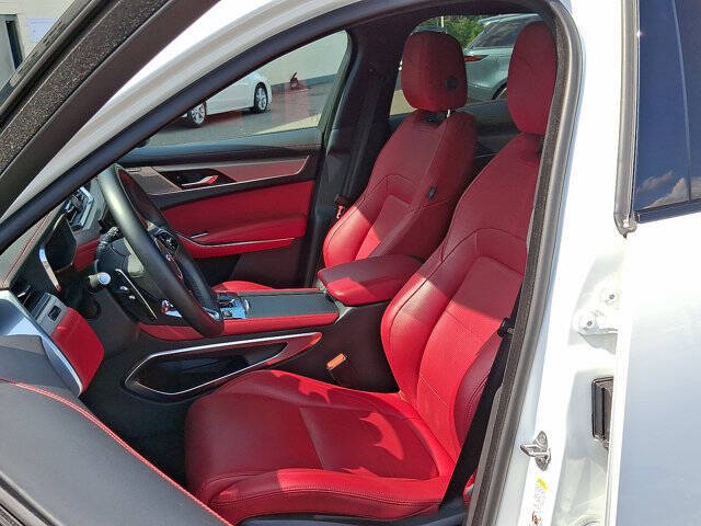 2025 Jaguar F-PACE P250 R-Dynamic S