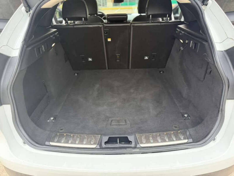 2019 Jaguar F-PACE 25t Premium