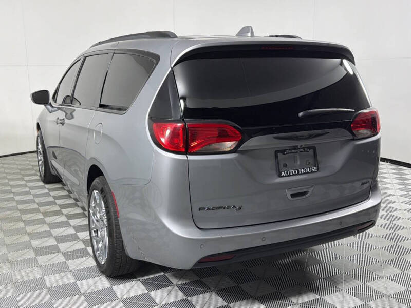 2020 Chrysler Pacifica Launch Edition