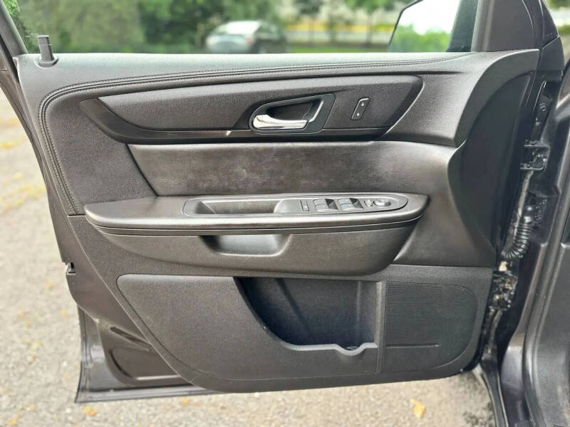 2016 GMC Acadia SLE-1