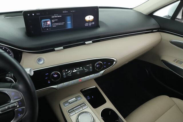 2022 Genesis GV70 2.5T Standard