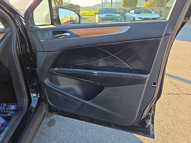 2019 Lincoln MKC Select