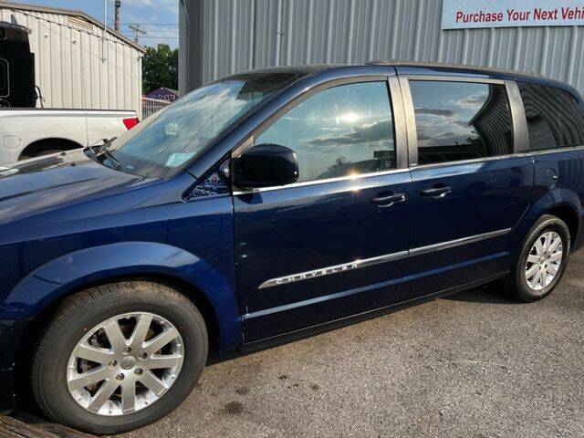 2013 Chrysler Town and Country for sale at Mitchell Motor Company in Madison TN