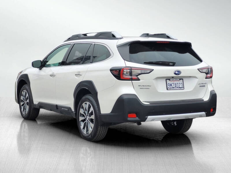 2024 Subaru Outback Touring