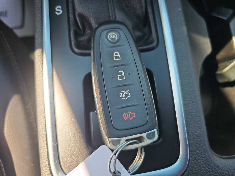 2019 Ford Escape SEL