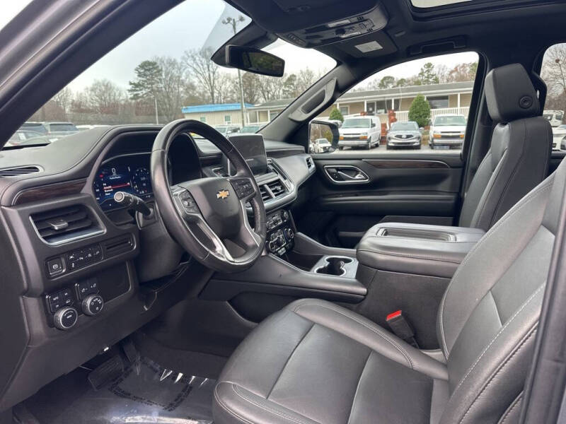 2022 Chevrolet Suburban LT