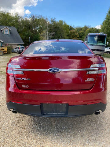 2017 Ford Taurus SEL