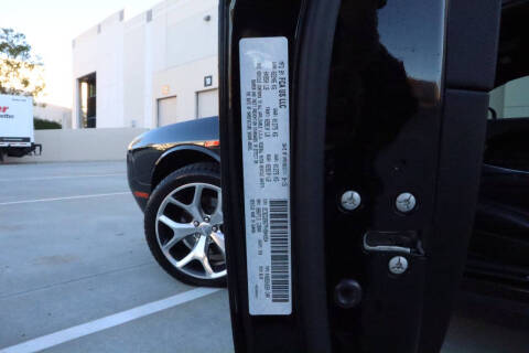 2015 Dodge Challenger SXT Plus